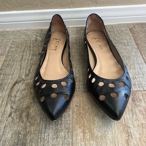 French Sole black flats. Size 8.5. Great condition